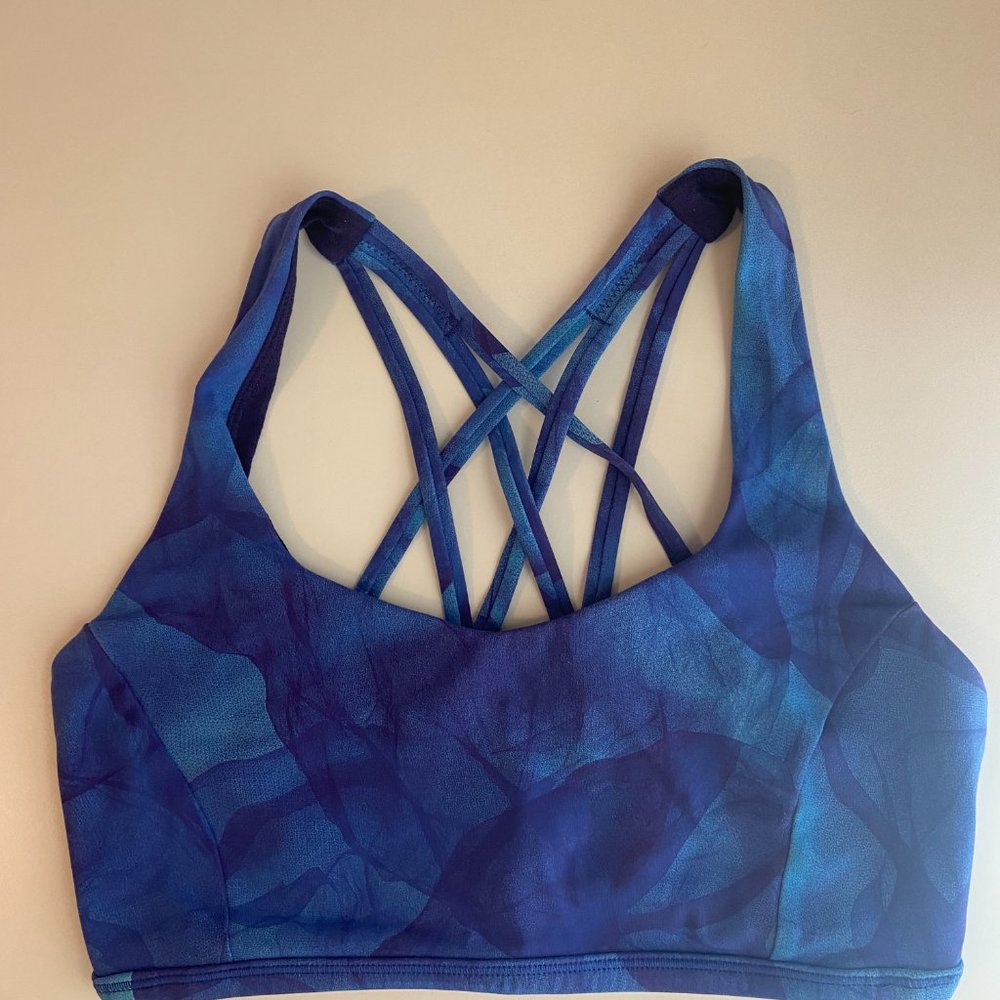 lululemon Blue Sports Bra Size 4